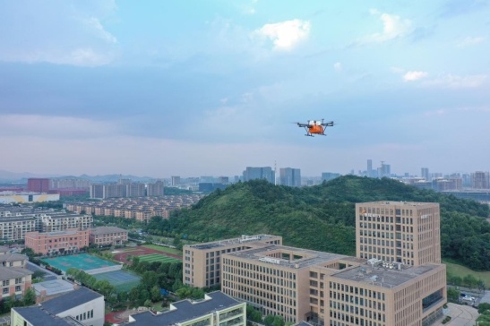 低空经济网： 什么是低空经济？万亿蓝海市场正蓄势待发